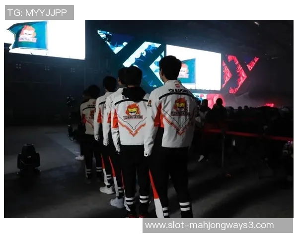 V5战队在大师赛积分榜上以86分稳居第一位置展现强大实力